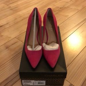 Charles by Charles David suede pump. Fuchsia. 6.5